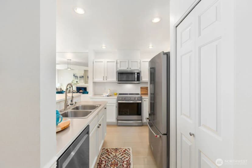 Property photo for 23824 66th Avenue S #l104, Kent photo 13