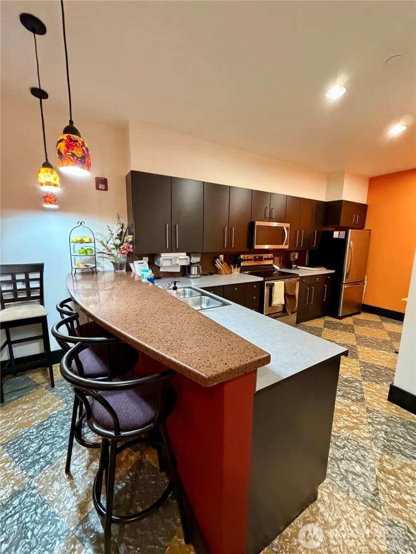 Property photo for 668 S Lane Street #406, Seattle photo 12