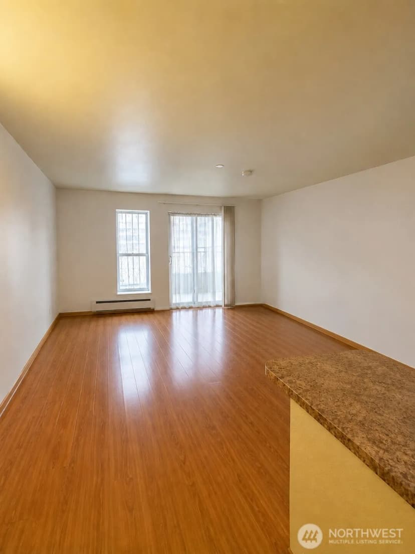 Property photo for 668 S Lane Street #406, Seattle photo 6