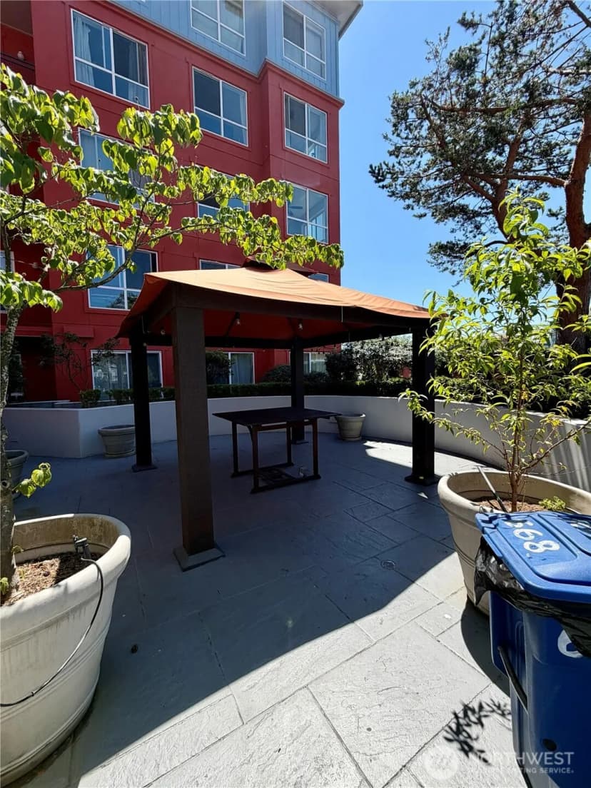 Property photo for 668 S Lane Street #406, Seattle photo 17