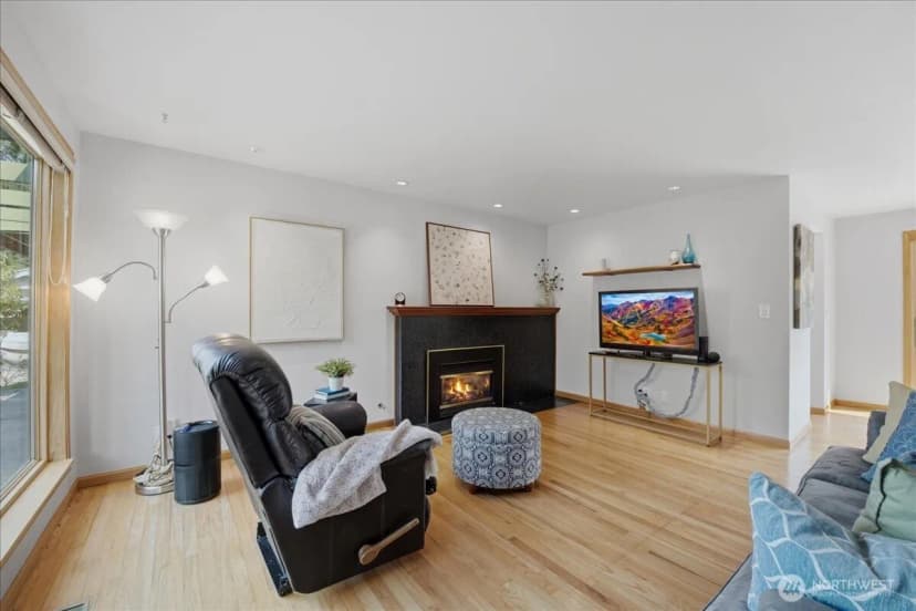 Property photo for 2145 N 146th Street, Shoreline photo 8