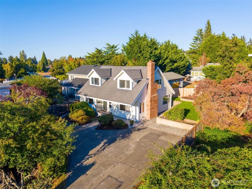 Property photo for 502 3rd Avenue N, Edmonds photo 33