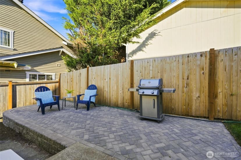 Property photo for 502 3rd Avenue N, Edmonds photo 27