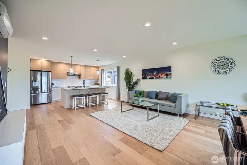 Property photo for 5930 18th Avenue S, Seattle photo 9