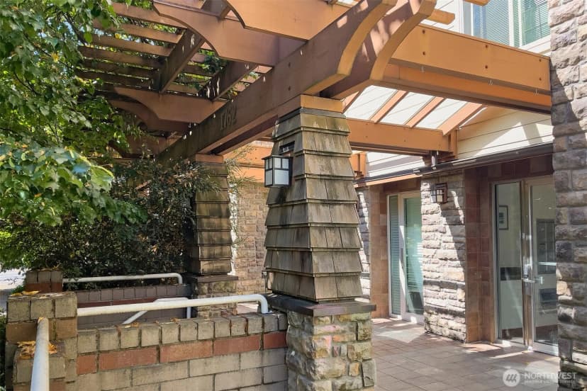 Property photo for 1762 Nw 57th Street #203, Seattle photo 24