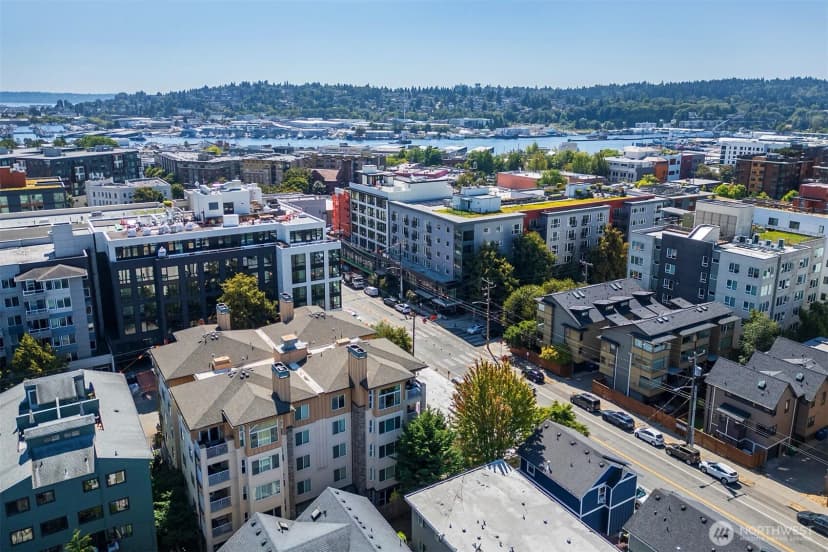 Property photo for 1762 Nw 57th Street #203, Seattle photo 27