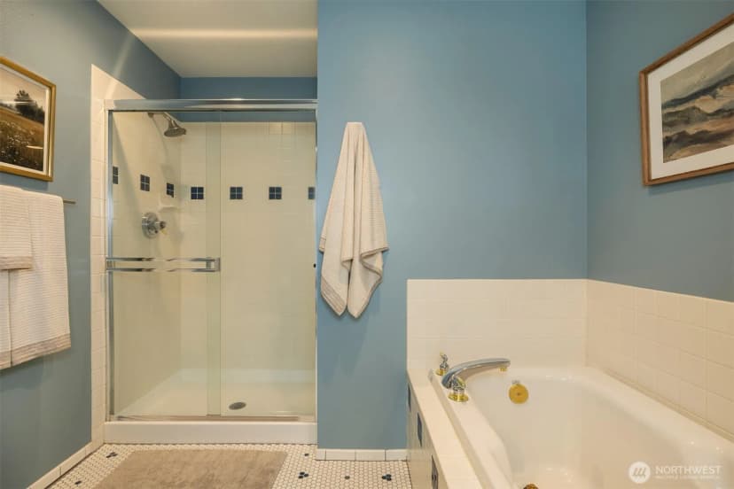 Property photo for 1762 Nw 57th Street #203, Seattle photo 18