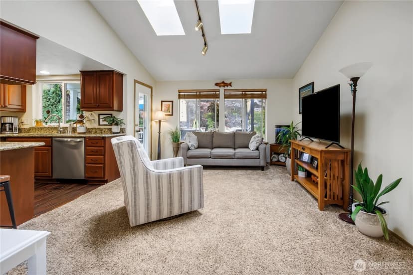 Property photo for 9628 108th Avenue Ct Sw, Lakewood photo 12