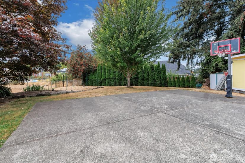 Property photo for 9628 108th Avenue Ct Sw, Lakewood photo 34