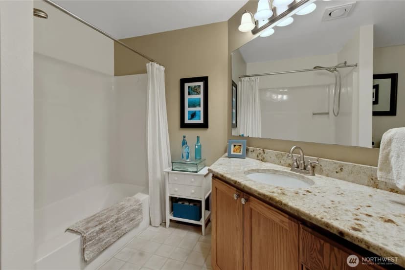 Property photo for 9628 108th Avenue Ct Sw, Lakewood photo 16