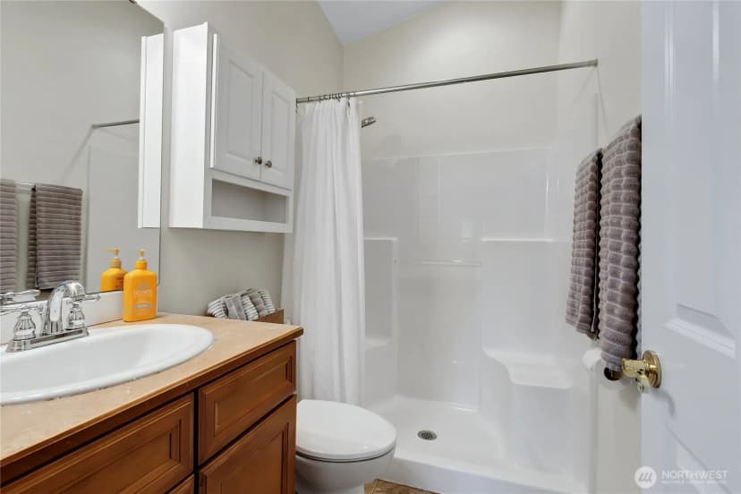Property photo for 9628 108th Avenue Ct Sw, Lakewood photo 28