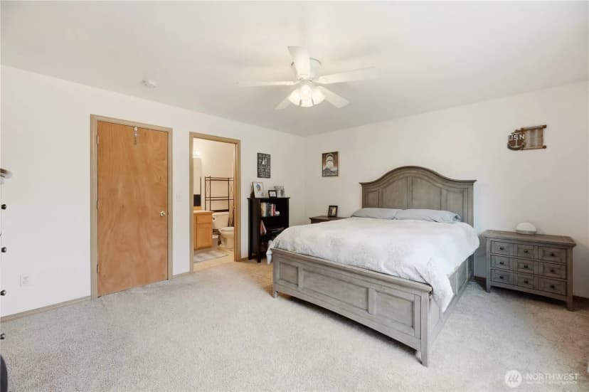 Property photo for 9911 48th Drive Ne #a, Marysville photo 15