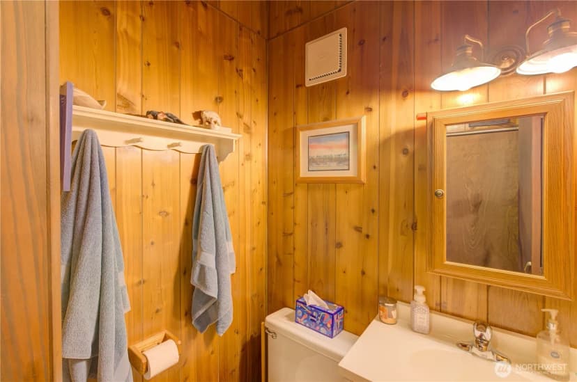 Property photo for 35200 J Place, Ocean Park photo 16