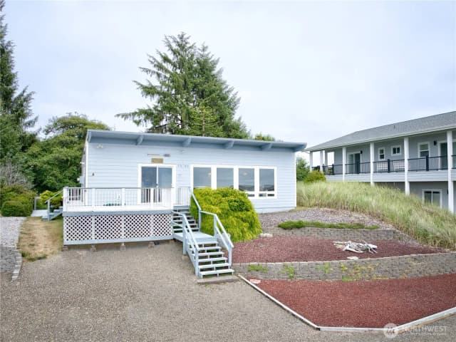 Property photo for 35200 J Place, Ocean Park