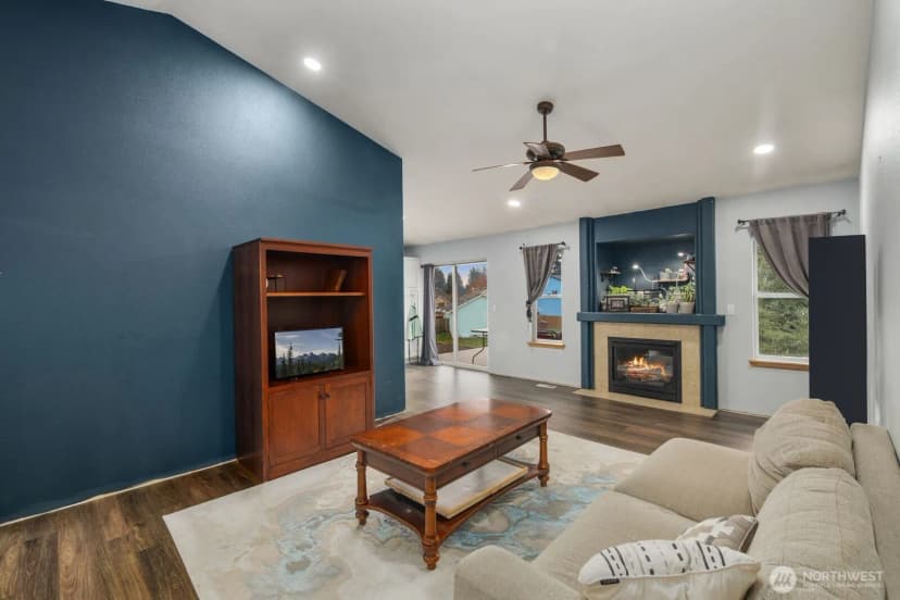 Property photo for 16189 Birkland Street Se, Yelm photo 4