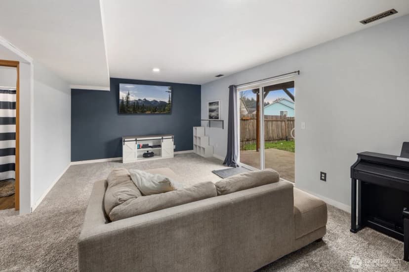 Property photo for 16189 Birkland Street Se, Yelm photo 11