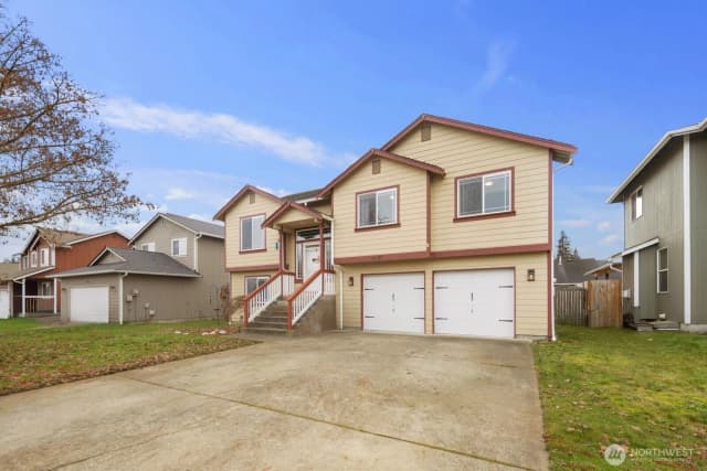 Property photo for 16189 Birkland Street Se, Yelm