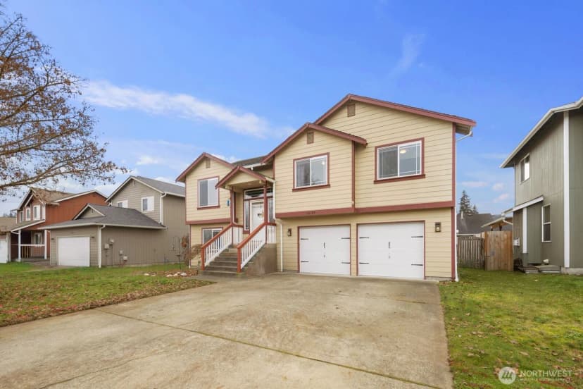 Property photo for 16189 Birkland Street Se, Yelm