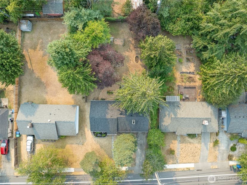 Property photo for 17211 5th Avenue Ne, Shoreline photo 18