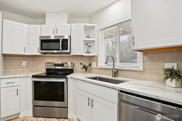 Property photo for 1121 244th Street Sw #6, Bothell photo 4