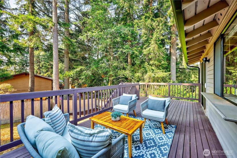 Property photo for 2321 Ne Eton Lane, Bremerton photo 11
