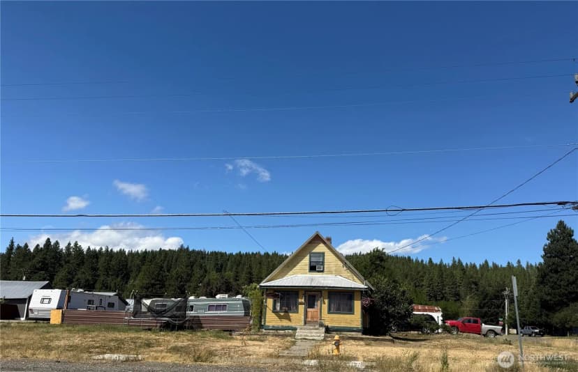 Property photo for 719 E 2nd Street, Cle Elum photo 4