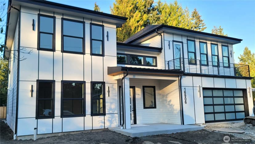 Property photo for 16906 Ne 14th Street, Bellevue