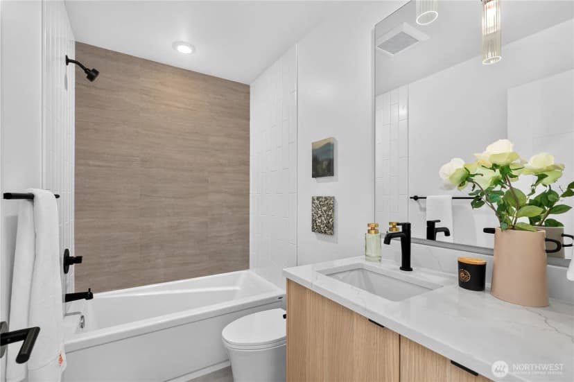 Property photo for 5009 Fauntleroy Avenue Sw #c, Seattle photo 14