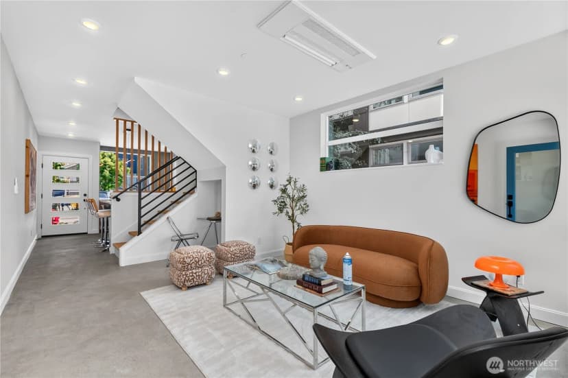 Property photo for 5009 Fauntleroy Avenue Sw #c, Seattle photo 10