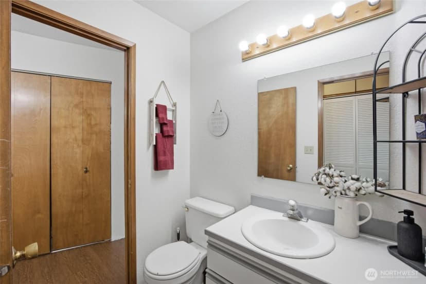 Property photo for 222 F Street Se, Ephrata photo 20
