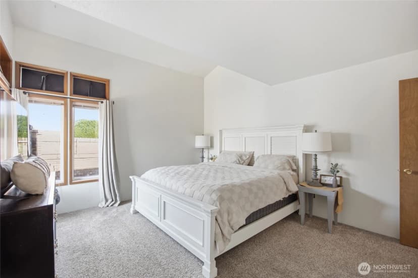 Property photo for 222 F Street Se, Ephrata photo 17