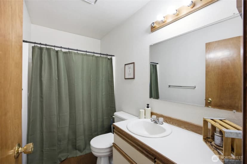 Property photo for 222 F Street Se, Ephrata photo 25