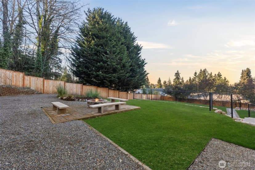 Property photo for 15815 47th Avenue S, Tukwila photo 36