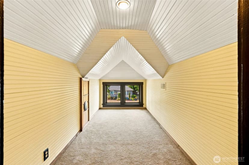 Property photo for 218 Evergreen Street, Mount Vernon photo 25