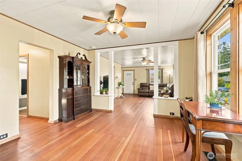 Property photo for 218 Evergreen Street, Mount Vernon photo 6