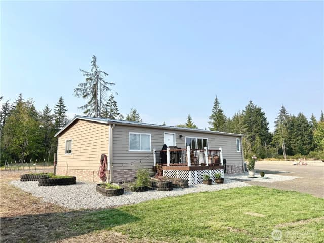 Property photo for 320 E Lonesome Creek Road, Shelton