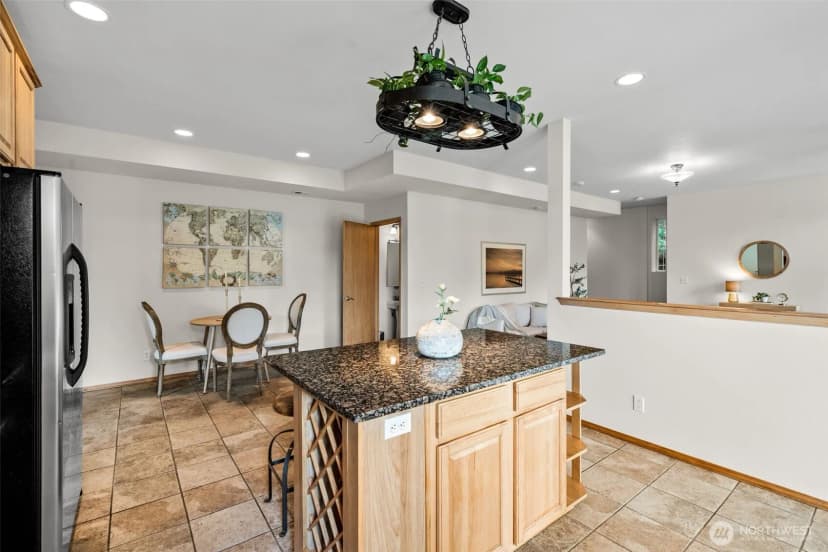 Property photo for 412 Seabeck Holly Road W, Seabeck photo 6