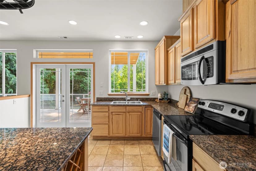 Property photo for 412 Seabeck Holly Road W, Seabeck photo 12