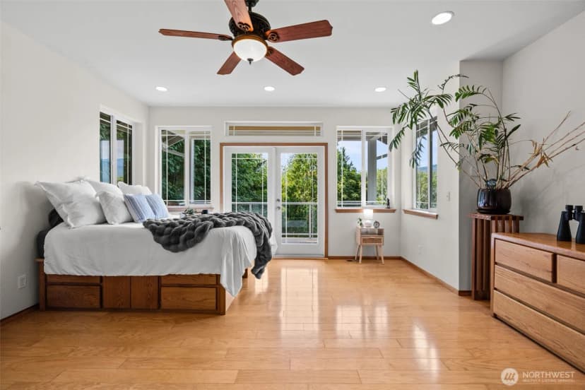 Property photo for 412 Seabeck Holly Road W, Seabeck photo 16