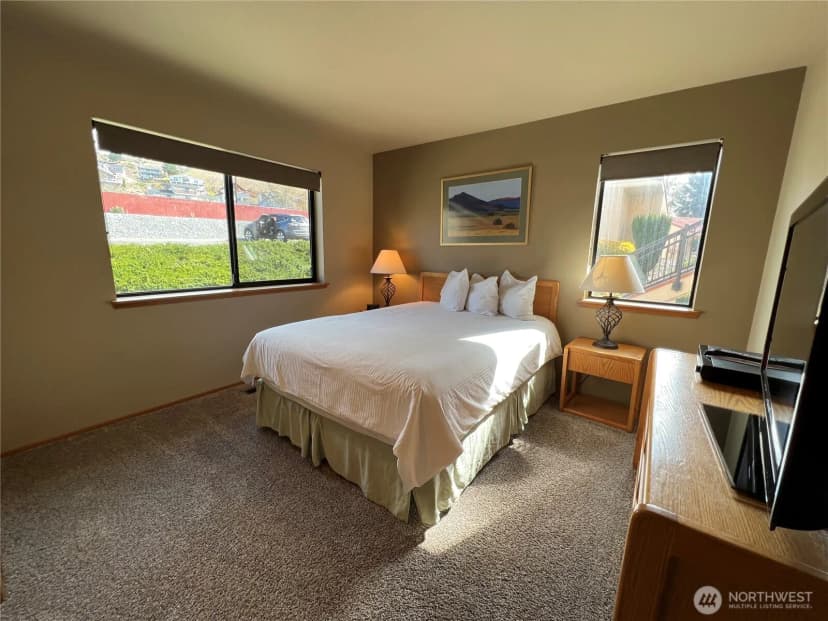 Property photo for 100 Lake Chelan Shores Drive #16-34c, Chelan photo 3