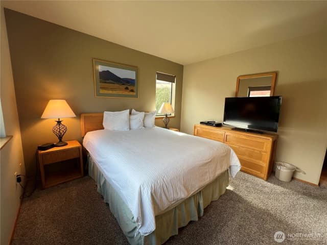 Property photo for 100 Lake Chelan Shores Drive #16-34c, Chelan photo 4