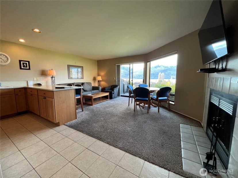 Property photo for 100 Lake Chelan Shores Drive #16-34c, Chelan photo 10