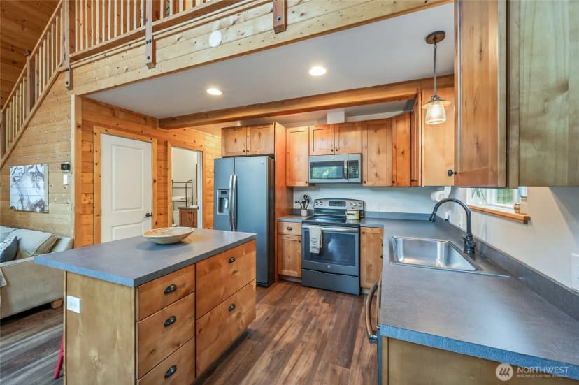 Property photo for 17205 Coulter Creek Road, Leavenworth photo 12