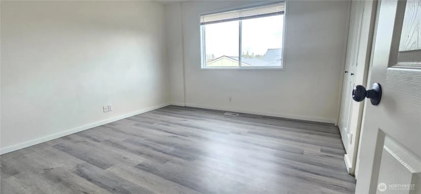 Property photo for 209 Factory Avenue N, Renton photo 17