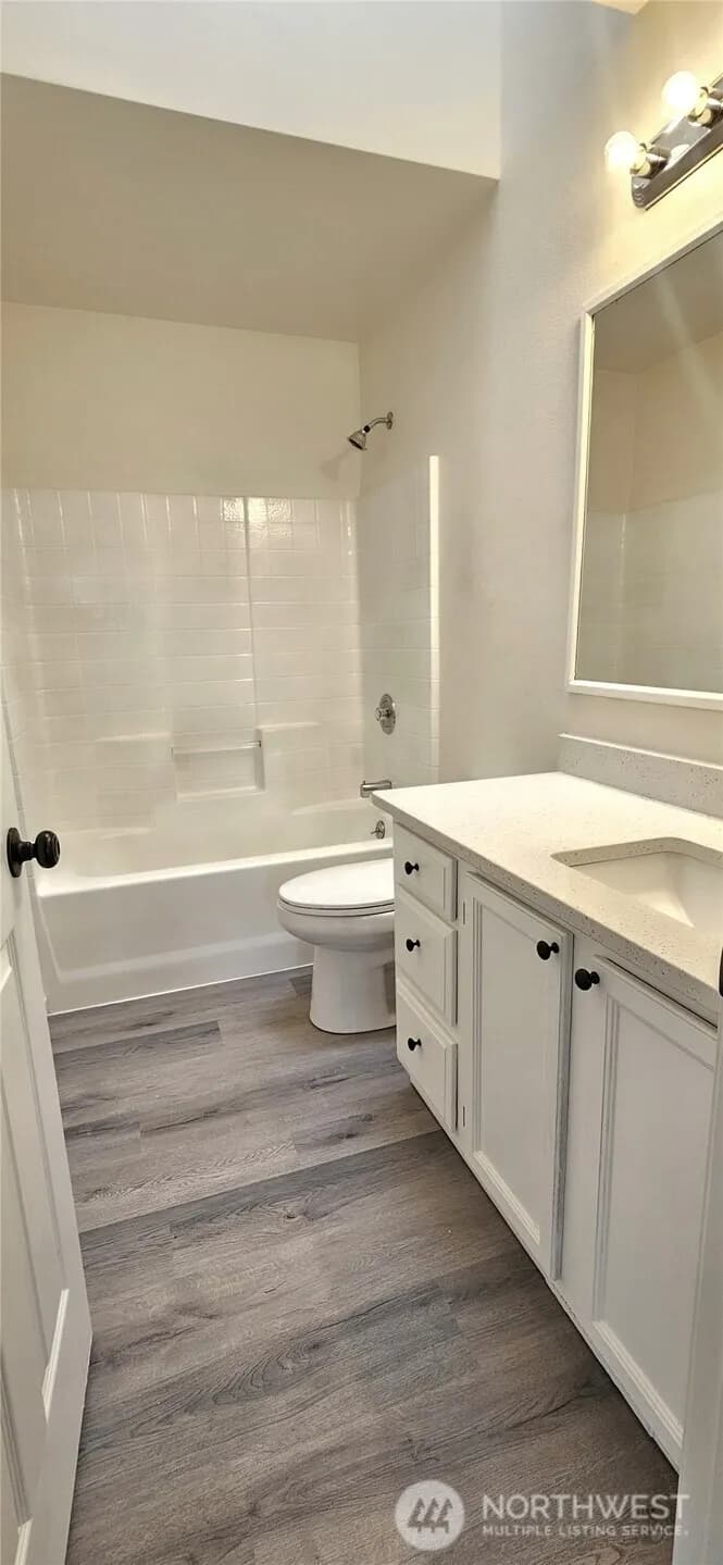 Property photo for 209 Factory Avenue N, Renton photo 12