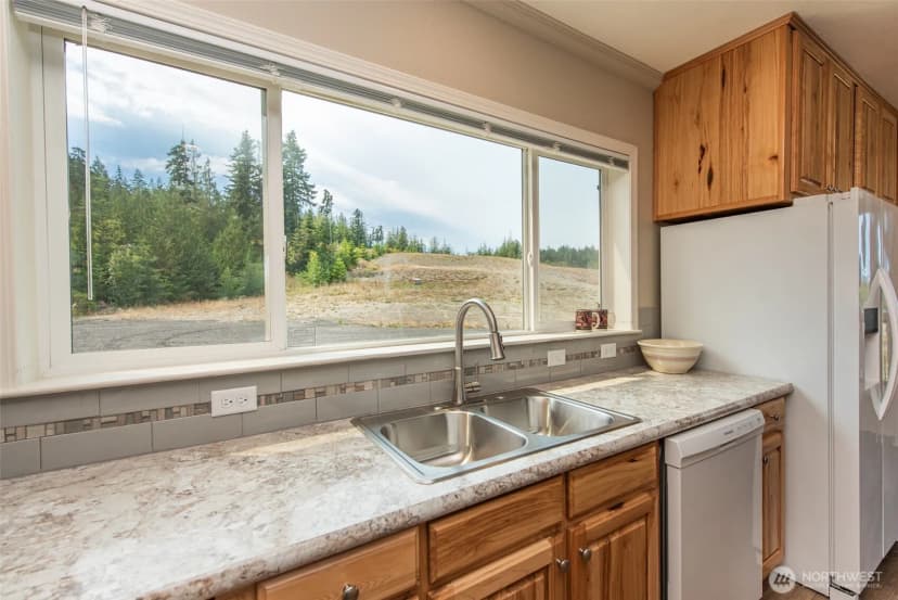 Property photo for 268646 Hwy 101, Sequim photo 8