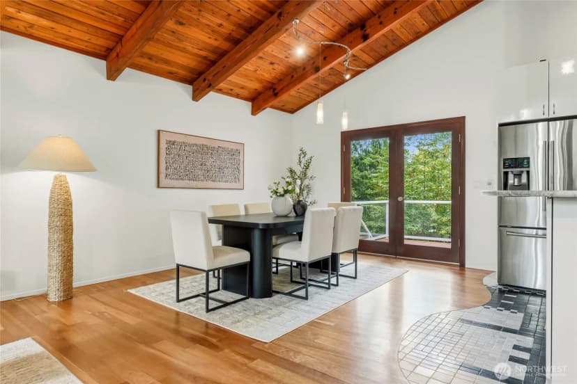 Property photo for 2531 Sahalee Drive W, Sammamish photo 8