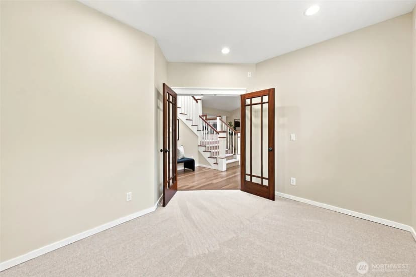 Property photo for 451 211th Avenue Ne, Sammamish photo 12