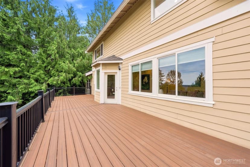 Property photo for 451 211th Avenue Ne, Sammamish photo 34