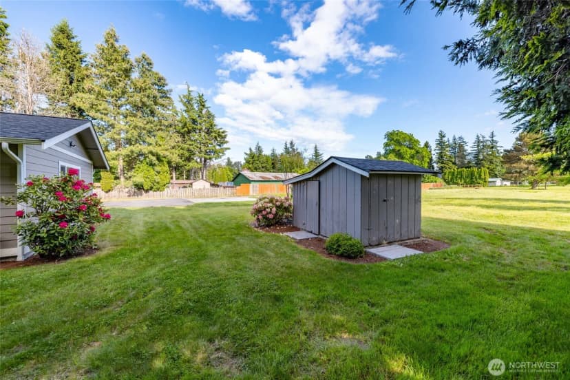 Property photo for 323 W King Tut Road, Bellingham photo 29